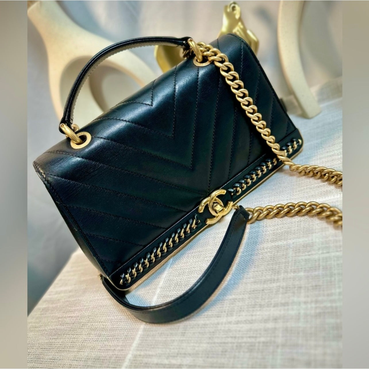 CHANEL 2Way Black Chevron Stitched Leather Top Handle Shoulder Bag