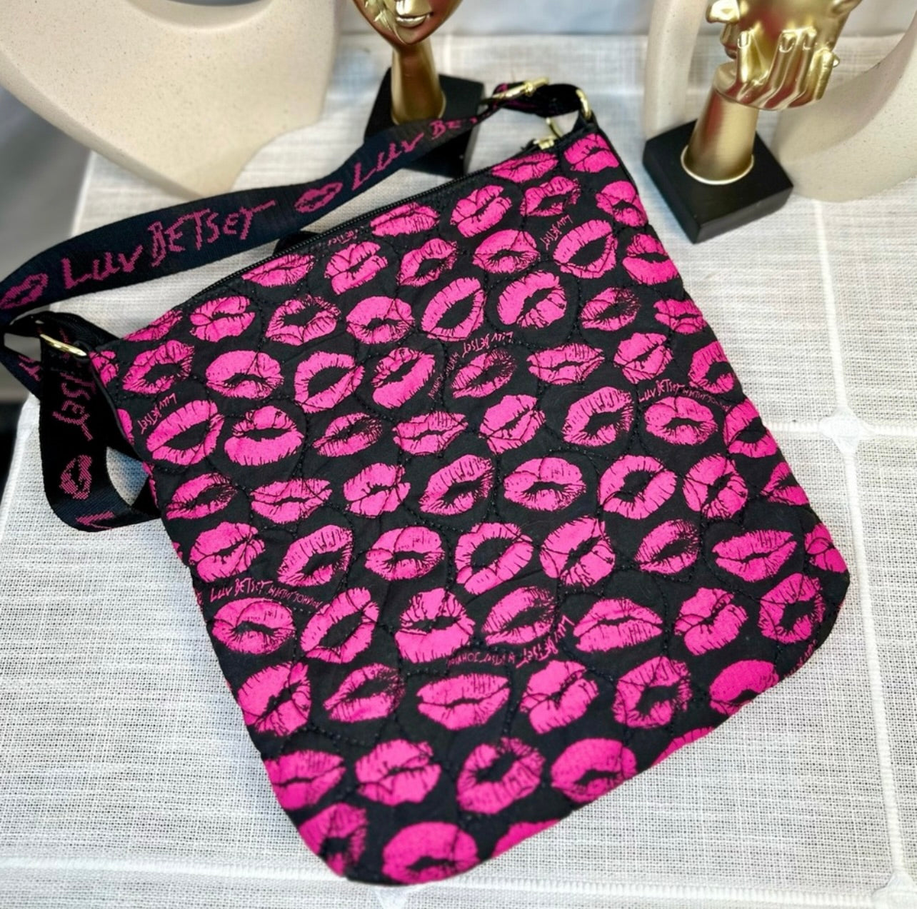 LUV by Betsey Johnson Black w/ Hot Pink Lips Pattern Crossbody Bag