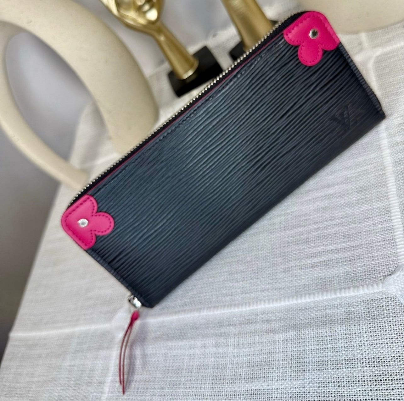 Louis Vuitton Black Epi Leather Blooming Corners Clemence Wallet