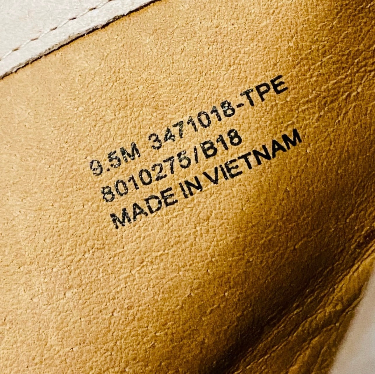 Frye Womens Jennifer Bootie Closed Toe Ankle Boot