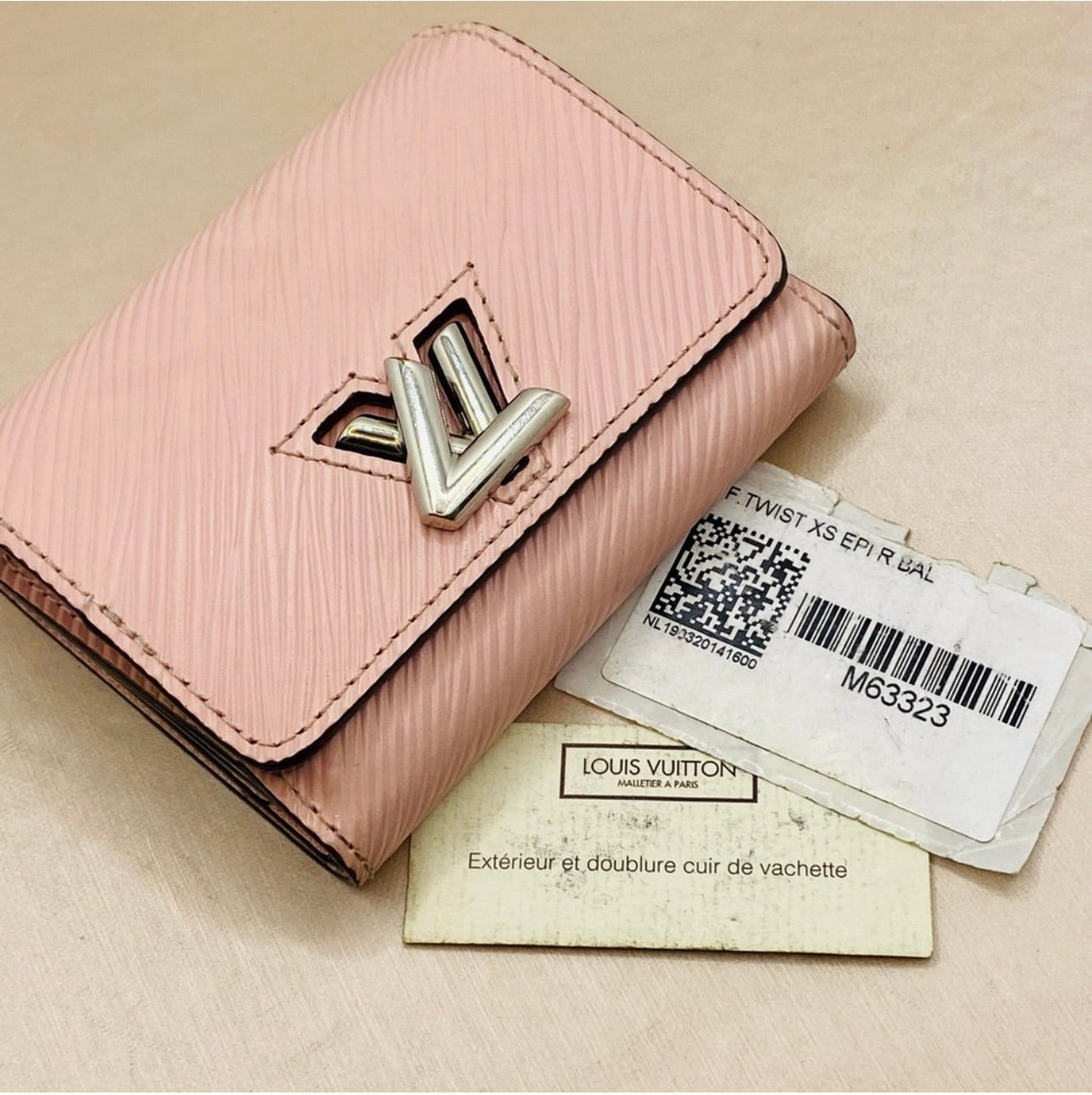 Louis Vuitton Rose Ballerine Epi Leather Twist XS Wallet