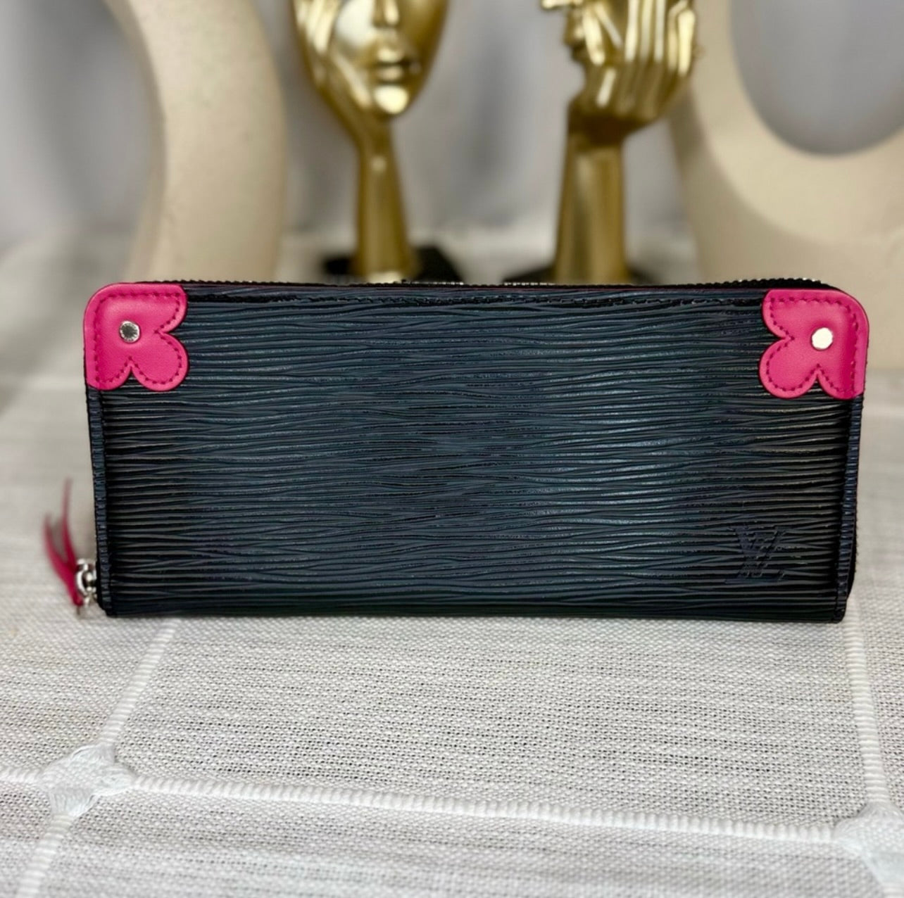 Louis Vuitton Black Epi Leather Blooming Corners Clemence Wallet