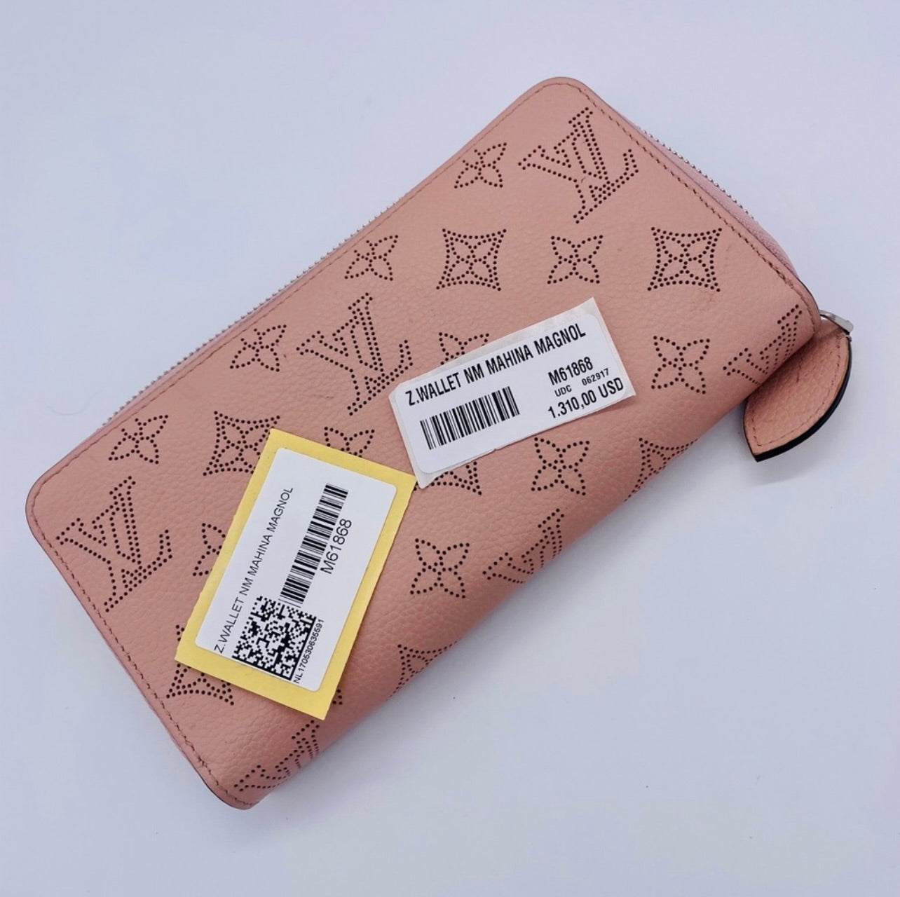 Louis Vuitton Magnolia Pink Monogram Mahina Zippy Wallet