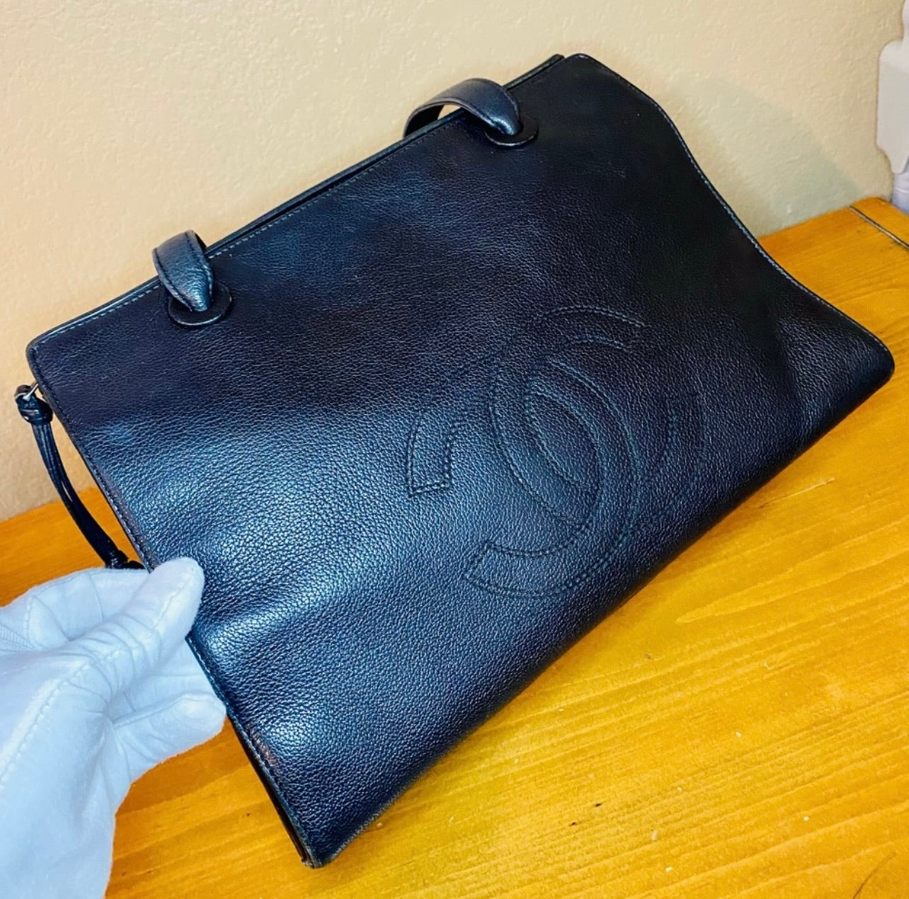 Vintage CHANEL CC Black Caviar Leather Shoulder Bag