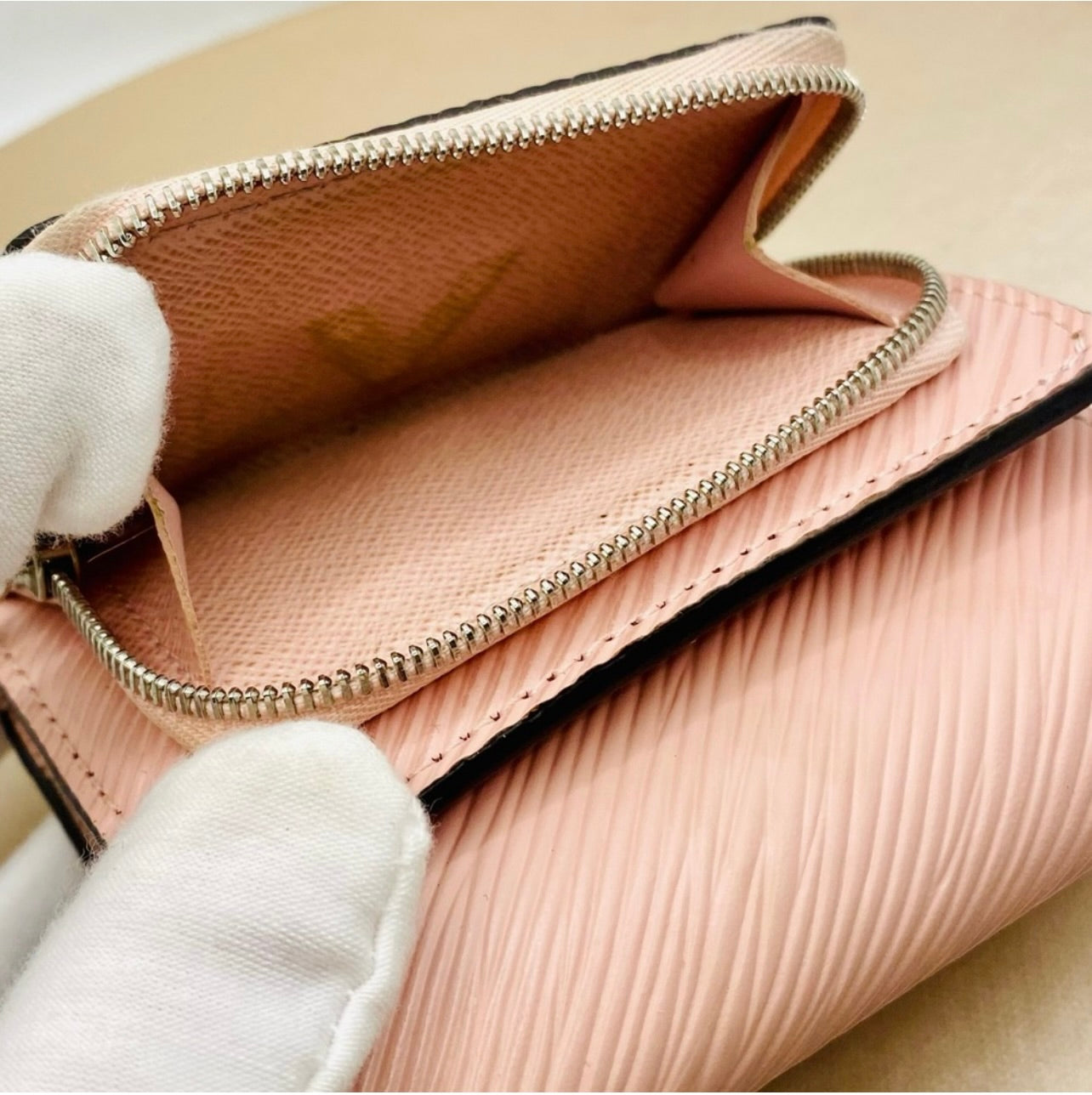 Louis Vuitton Rose Ballerine Epi Leather Twist XS Wallet