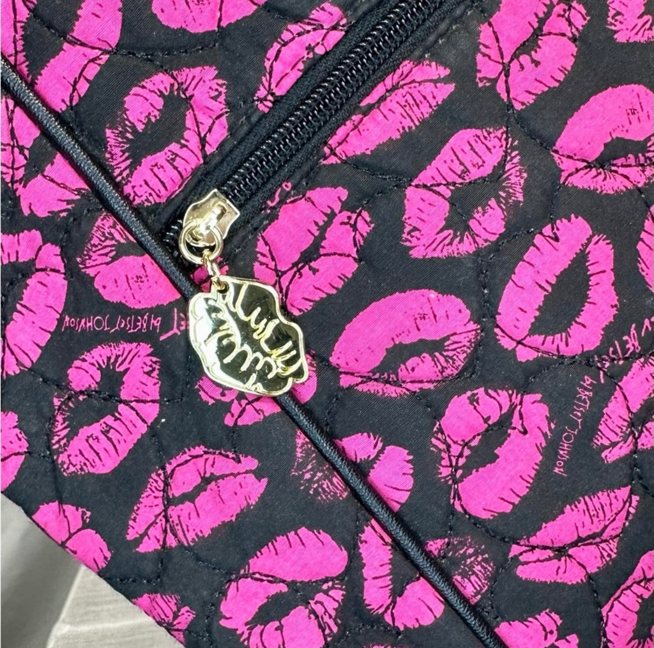 LUV by Betsey Johnson Black w/ Hot Pink Lips Pattern Crossbody Bag