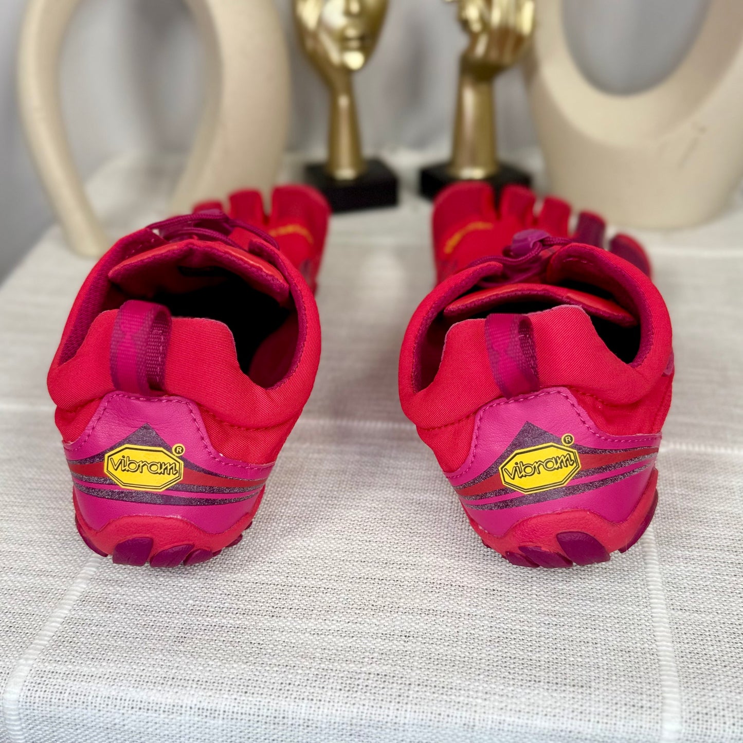 EUC Vibram Five Fingers 14W0701 KMD Sport LS Women's Red / Purple