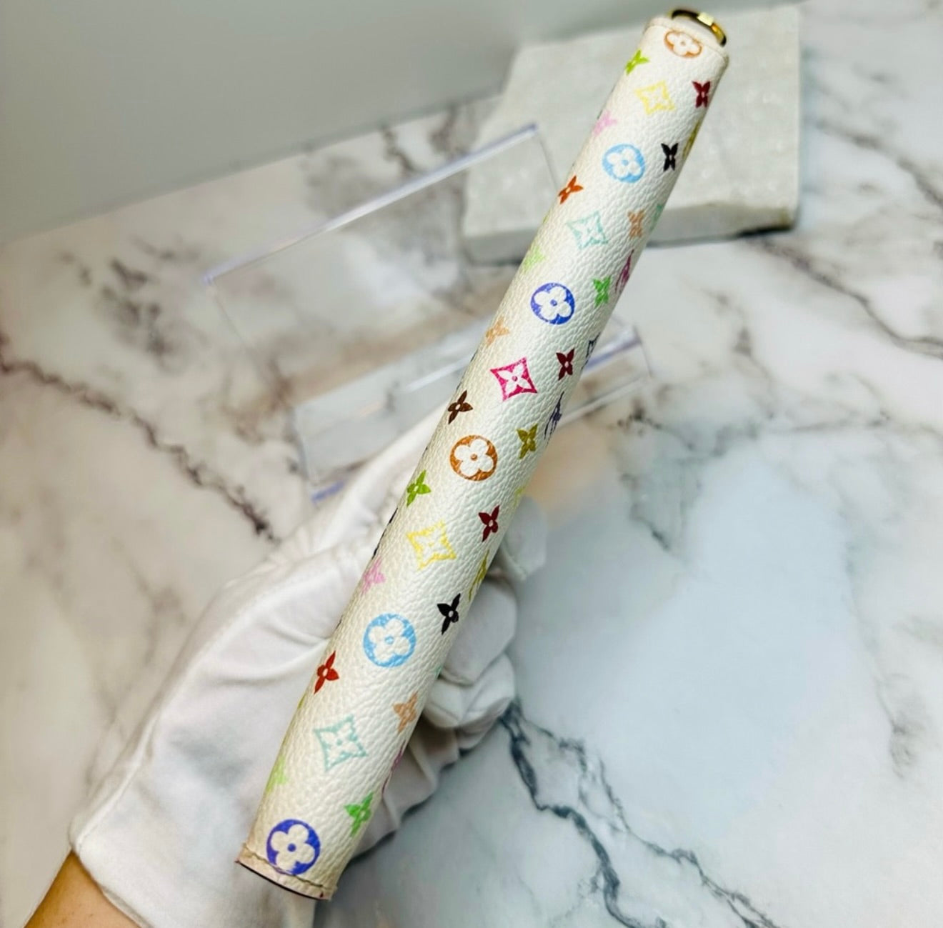 EUC Louis Vuitton x Takashi Murakami White Portefeuille Insolite Monogram Wallet
