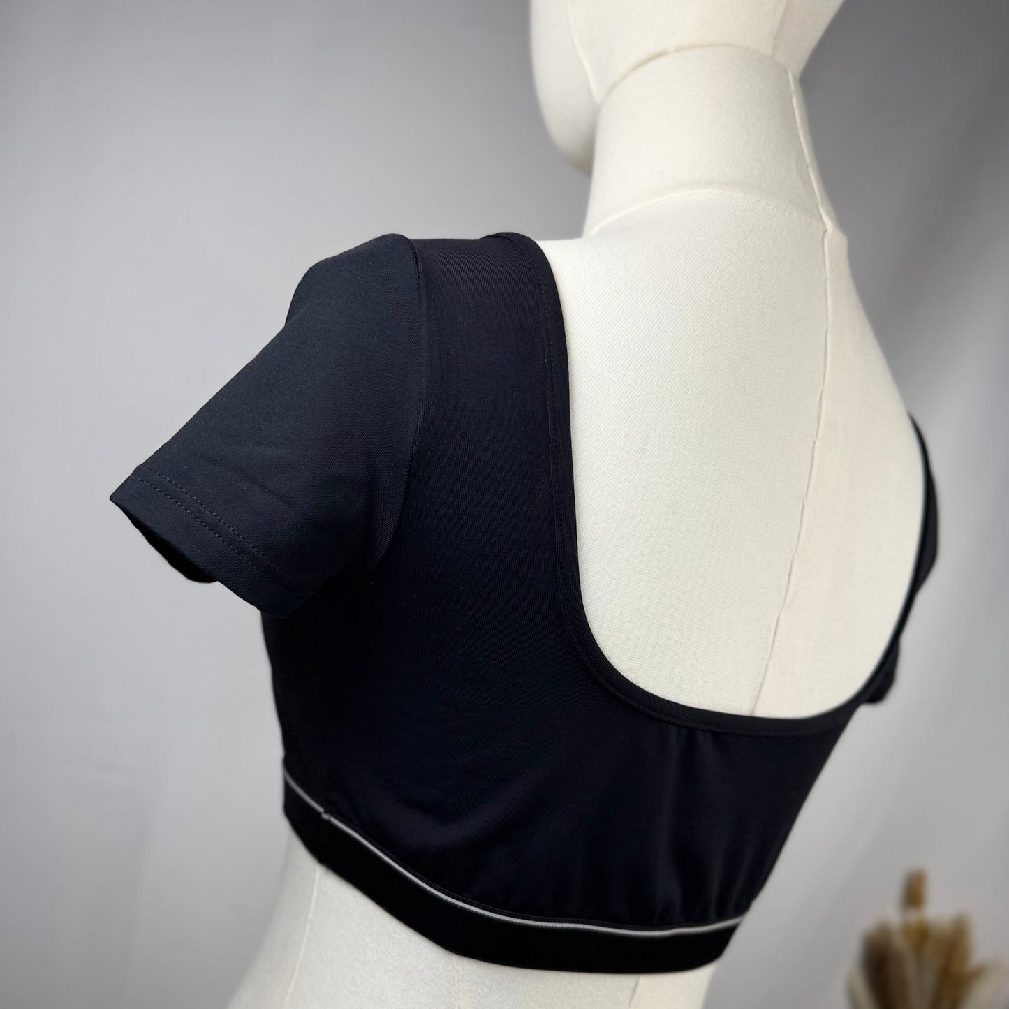 NEW! RARE Vintage Dolce & Gabbana Sport Black Short Sleeved Cropped Top