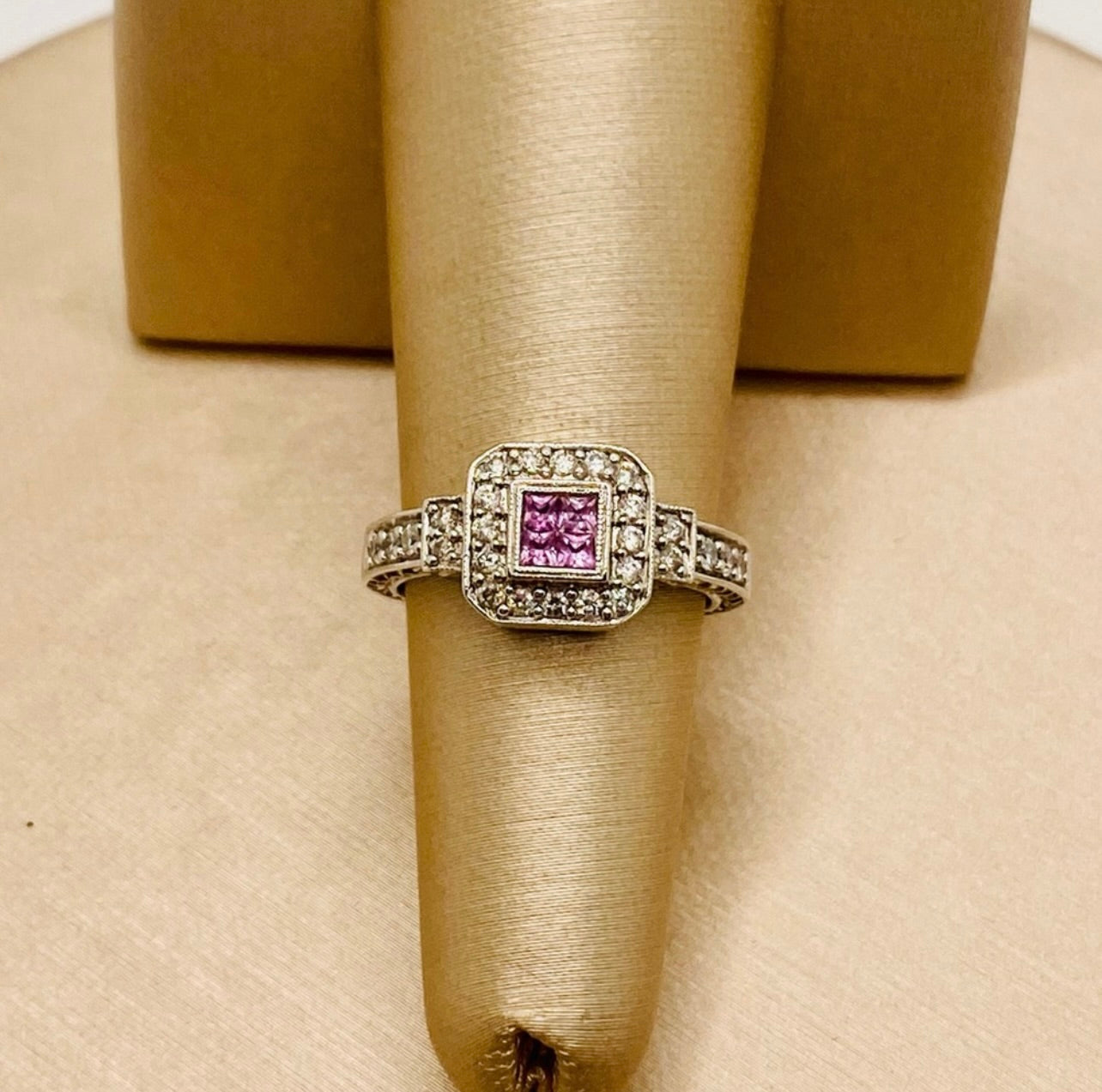 18k White Gold Pink Sapphire & Diamond Ring