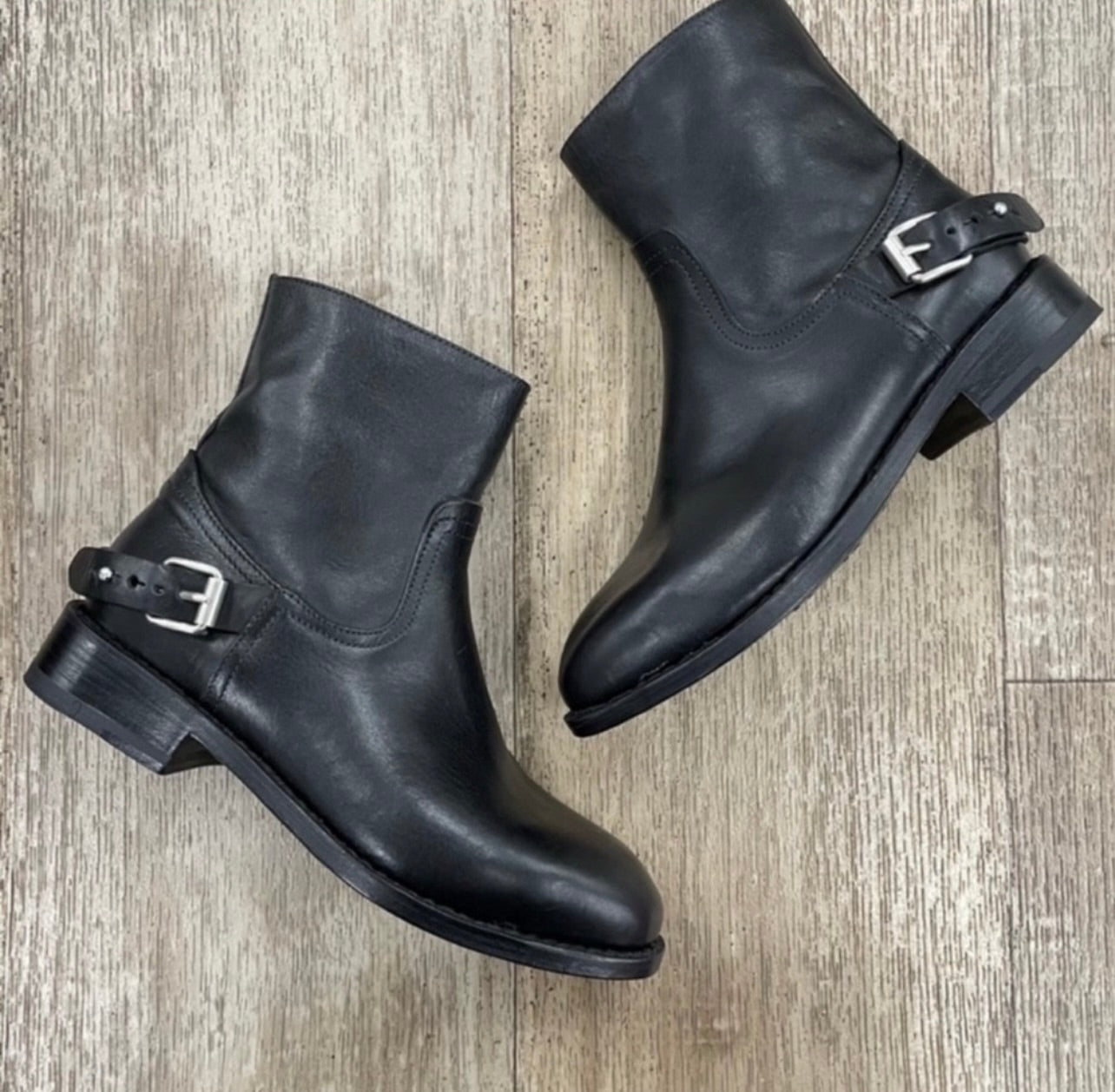 New Rag & Bone Lightly Distressed Smooth Black Oliver Leather Zip Boots