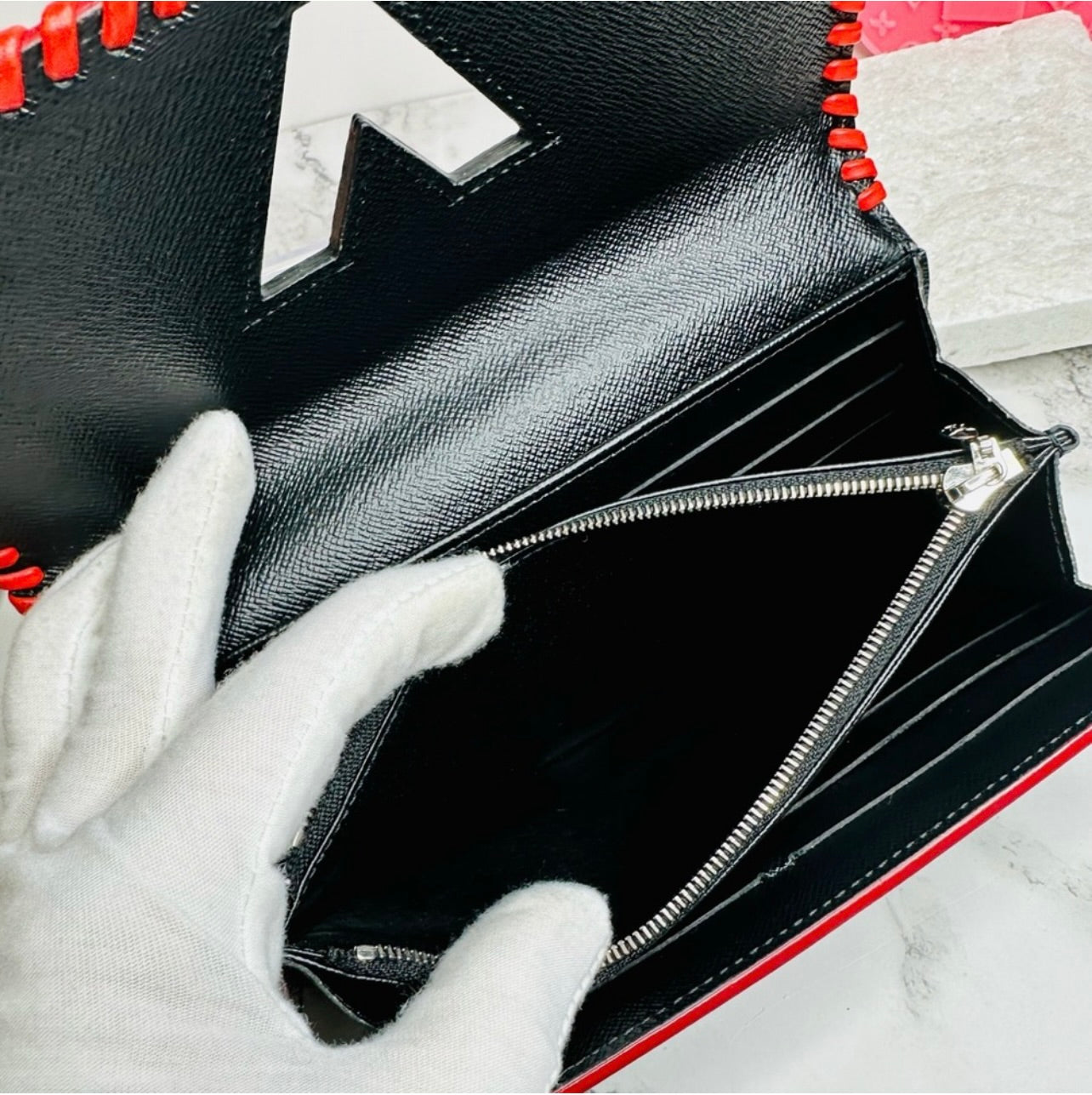 Louis Vuitton Black Epi Leather Portefeuille Floral Twist Long Wallet