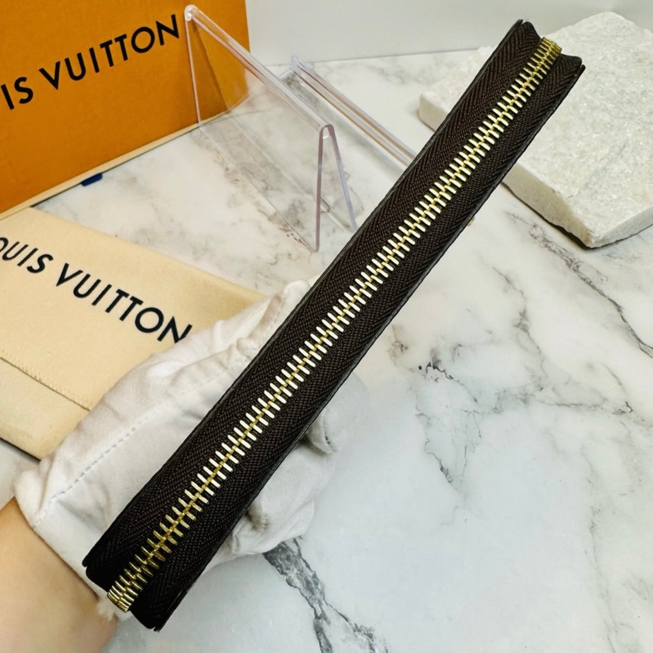 Louis Vuitton Reverse Monogram Giant Pattern Zippy Wallet