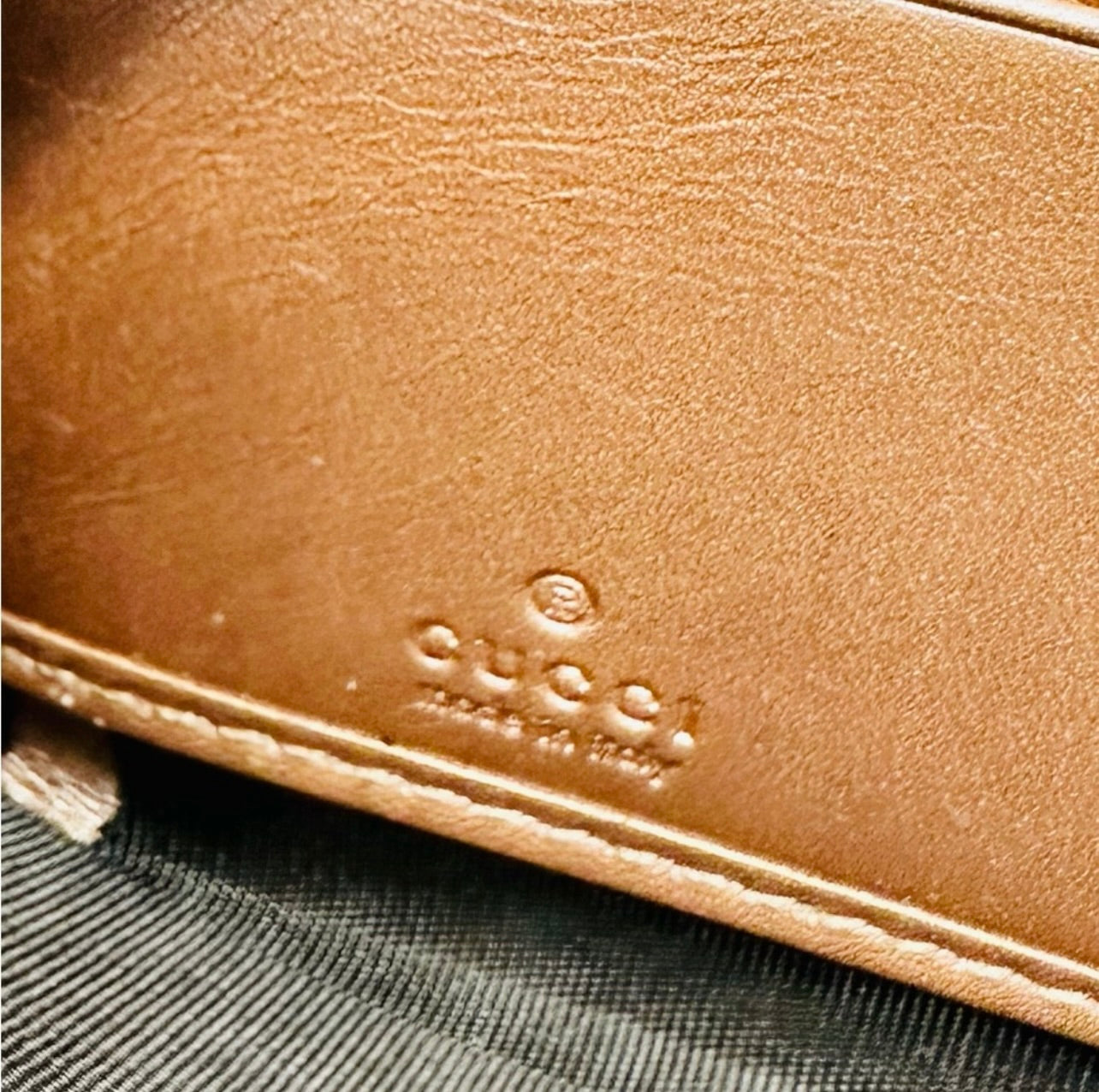 Gucci Bow Heart Zip Around Microguccissima Metallic Rose Gold Patent Leather Wallet