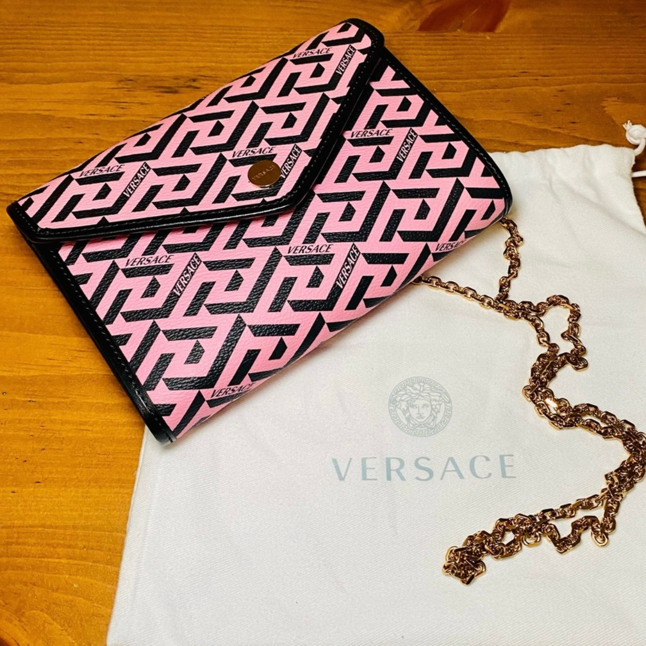 New Versace Pink La Greca Signature Coated Canvas Chain Crossbody Bag