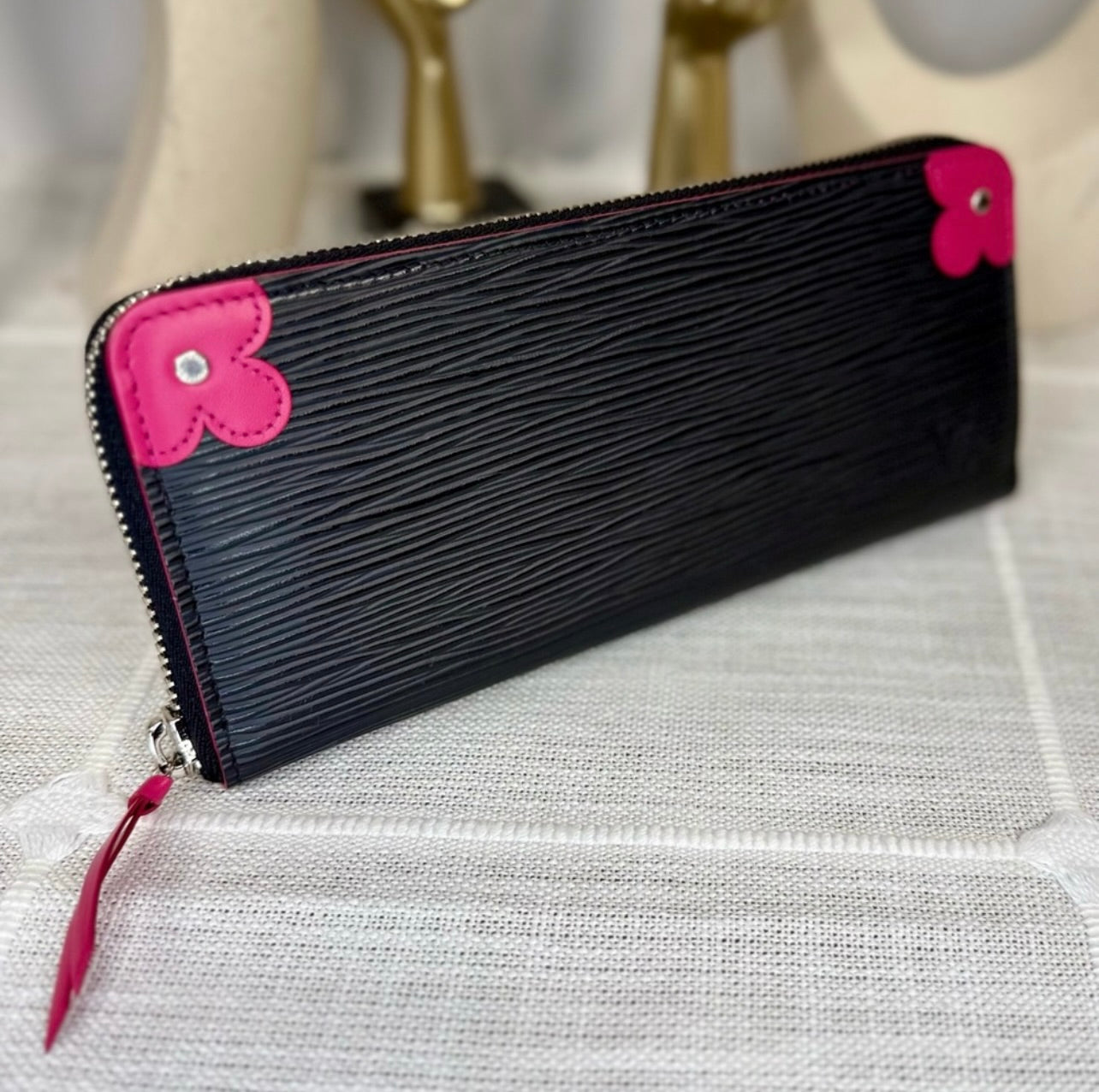 Louis Vuitton Black Epi Leather Blooming Corners Clemence Wallet