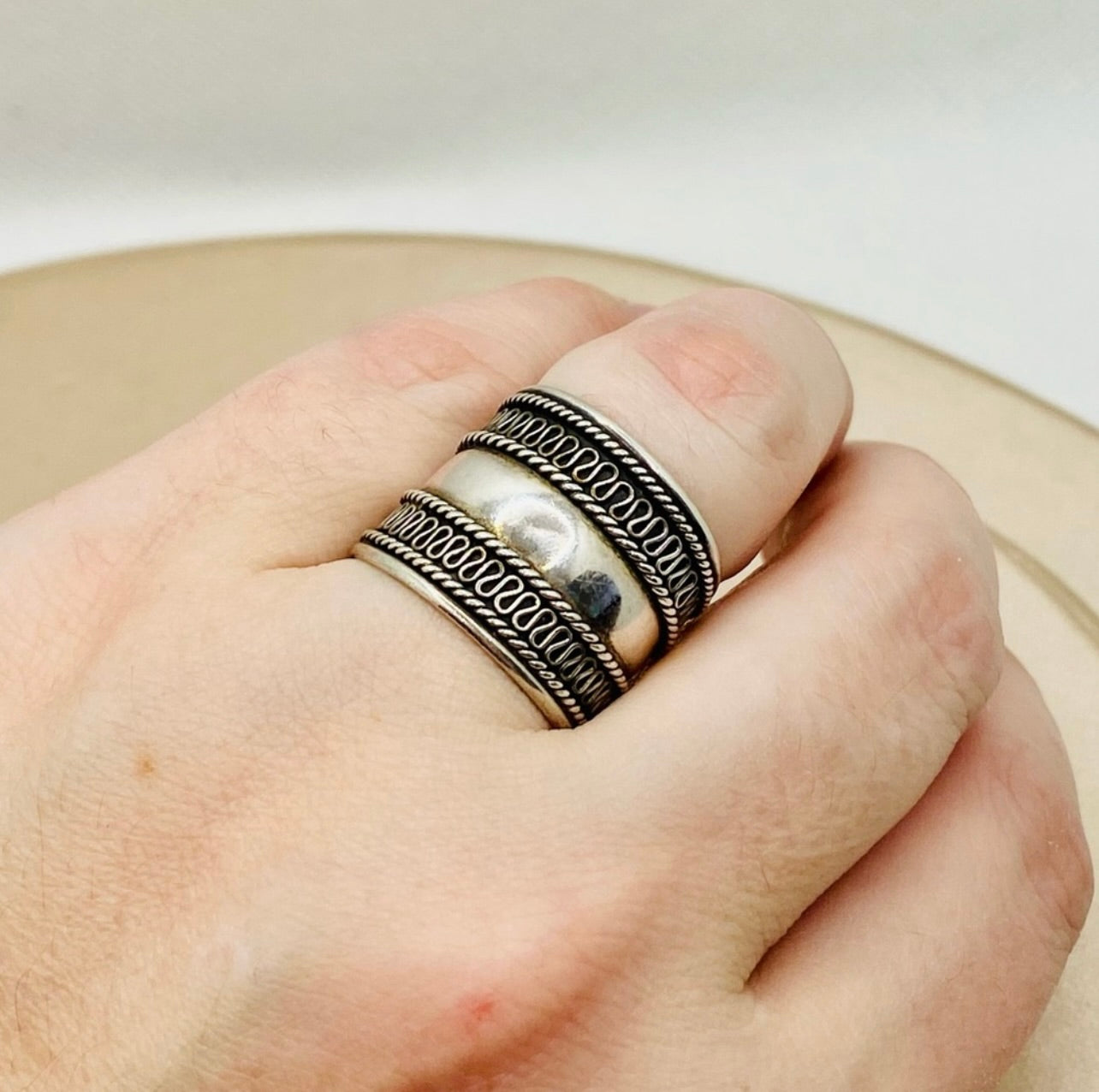 EUC Unisex 925 Sterling Silver Wide Bohemian Ring