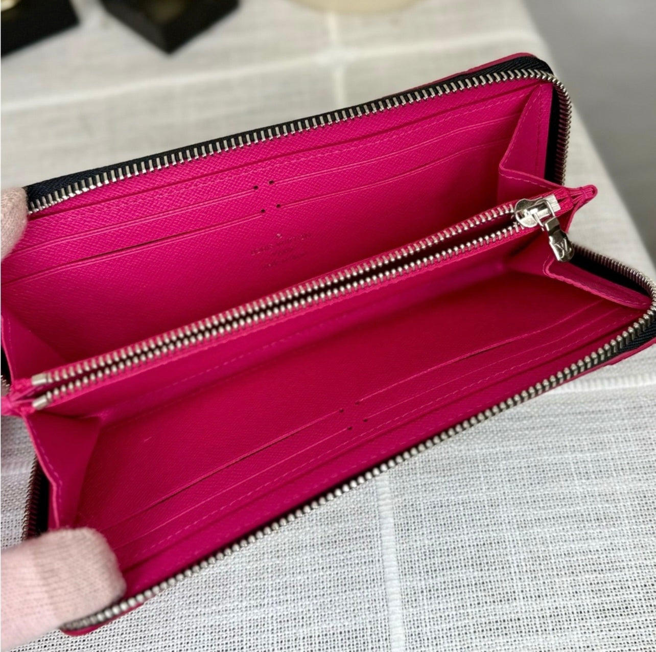 Louis Vuitton Black Epi Leather Blooming Corners Clemence Wallet