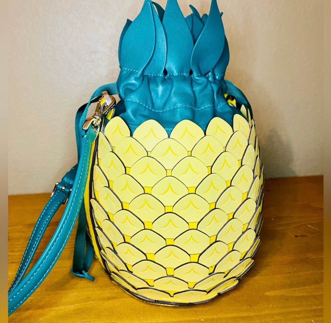 New Kate Spade New York Leather Pineapple Crossbody