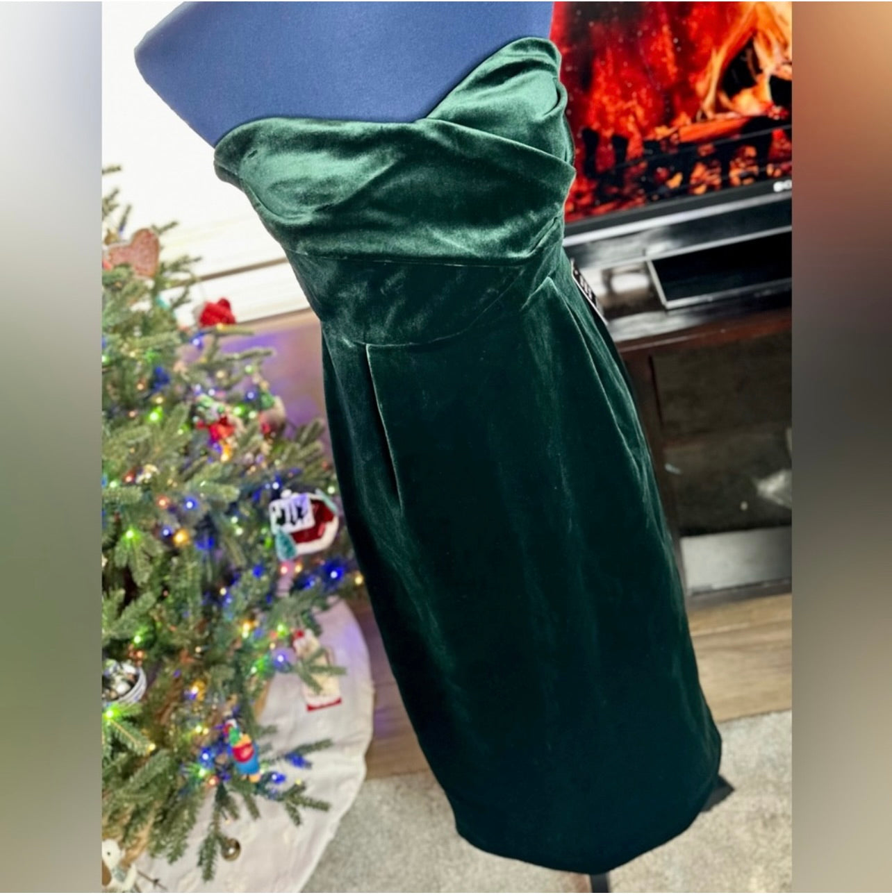 New Express Emerald Green Velvet Sweetheart Neckline Strapless Midi Sheath Dress
