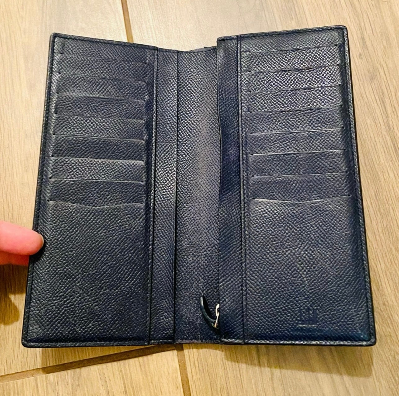 Unisex Dunhill London Dark Navy Blue Leather Banker Coat 16CC Wallet