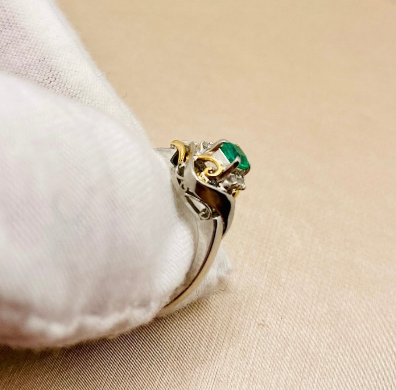 Estate Platinum Natural Emerald & Diamond Ring w/ 18k Yellow Gold Accents