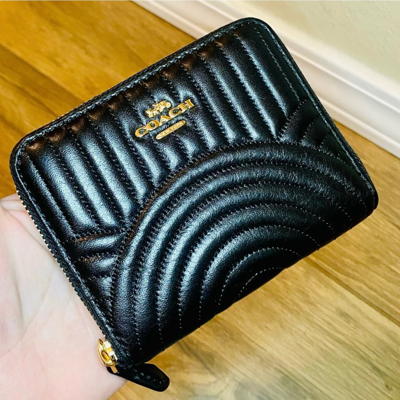 RARE Coach Deco Quilting Black Nappa Leather Small Zip Around Wallet - HTF