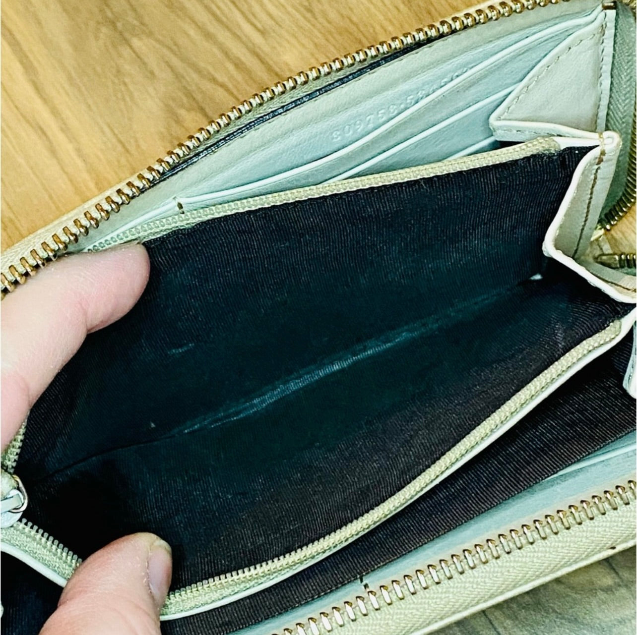 Gucci Off White Leather Microguccissima Nice Zip Around Wallet