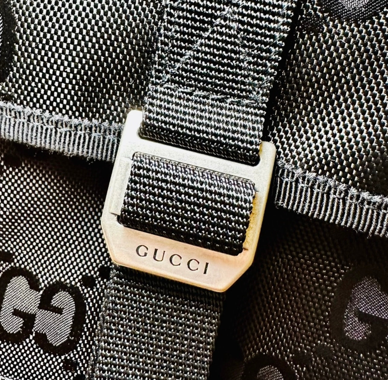 New Unisex Gucci Black Econyl Nylon Monogram Off The Grid Messenger Bag