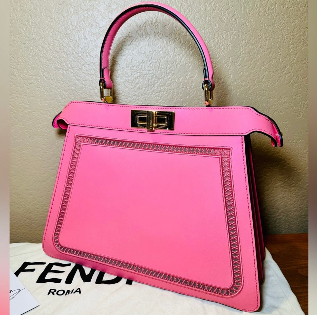 New Fendi Peekaboo ISeeU Medium Limited Edition Rose Pink Nappa Leather w/ Floral Motif