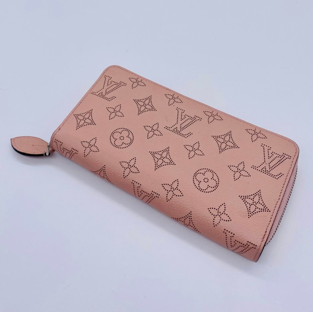Louis Vuitton Magnolia Pink Monogram Mahina Zippy Wallet