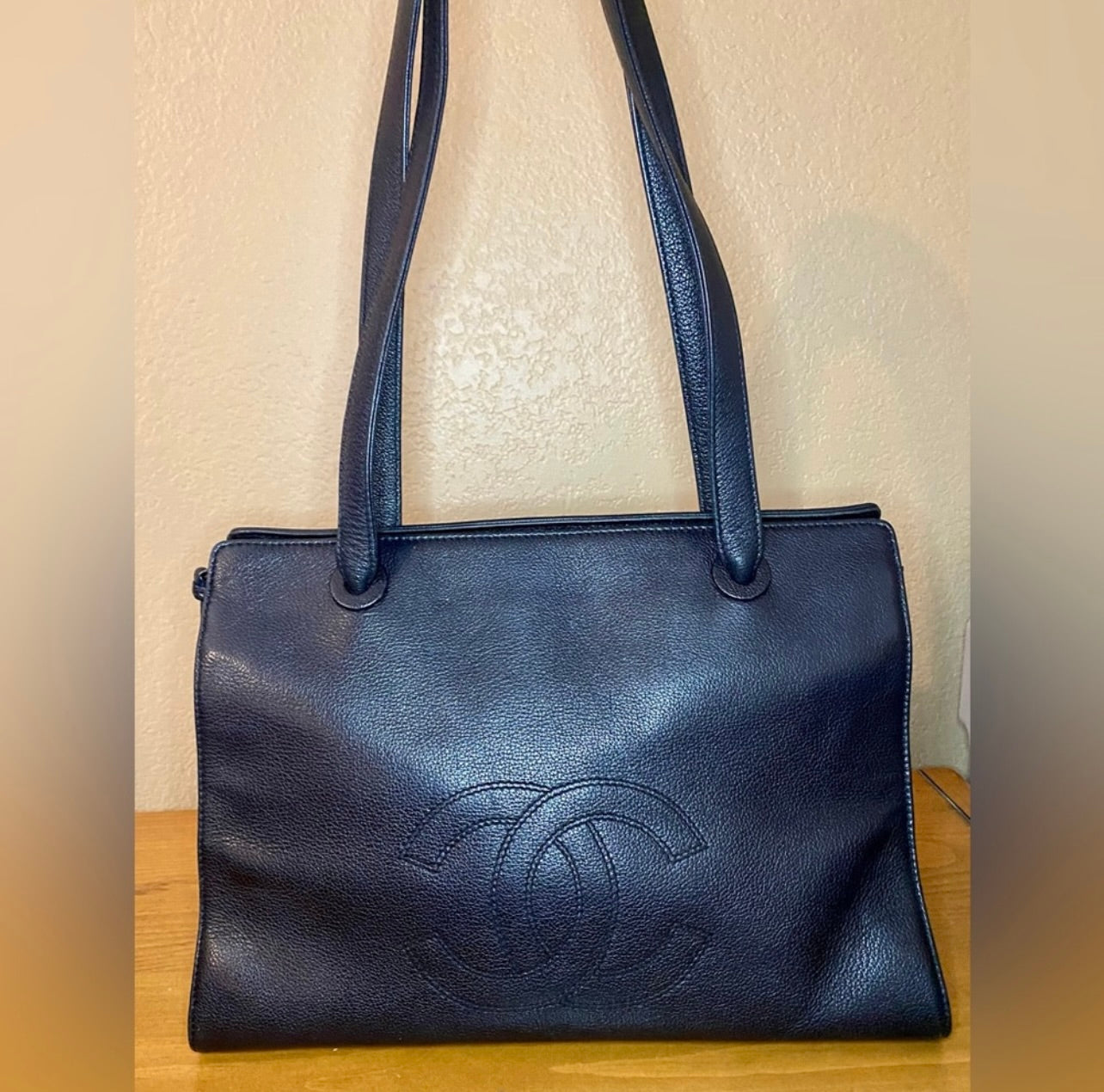 Vintage CHANEL CC Black Caviar Leather Shoulder Bag