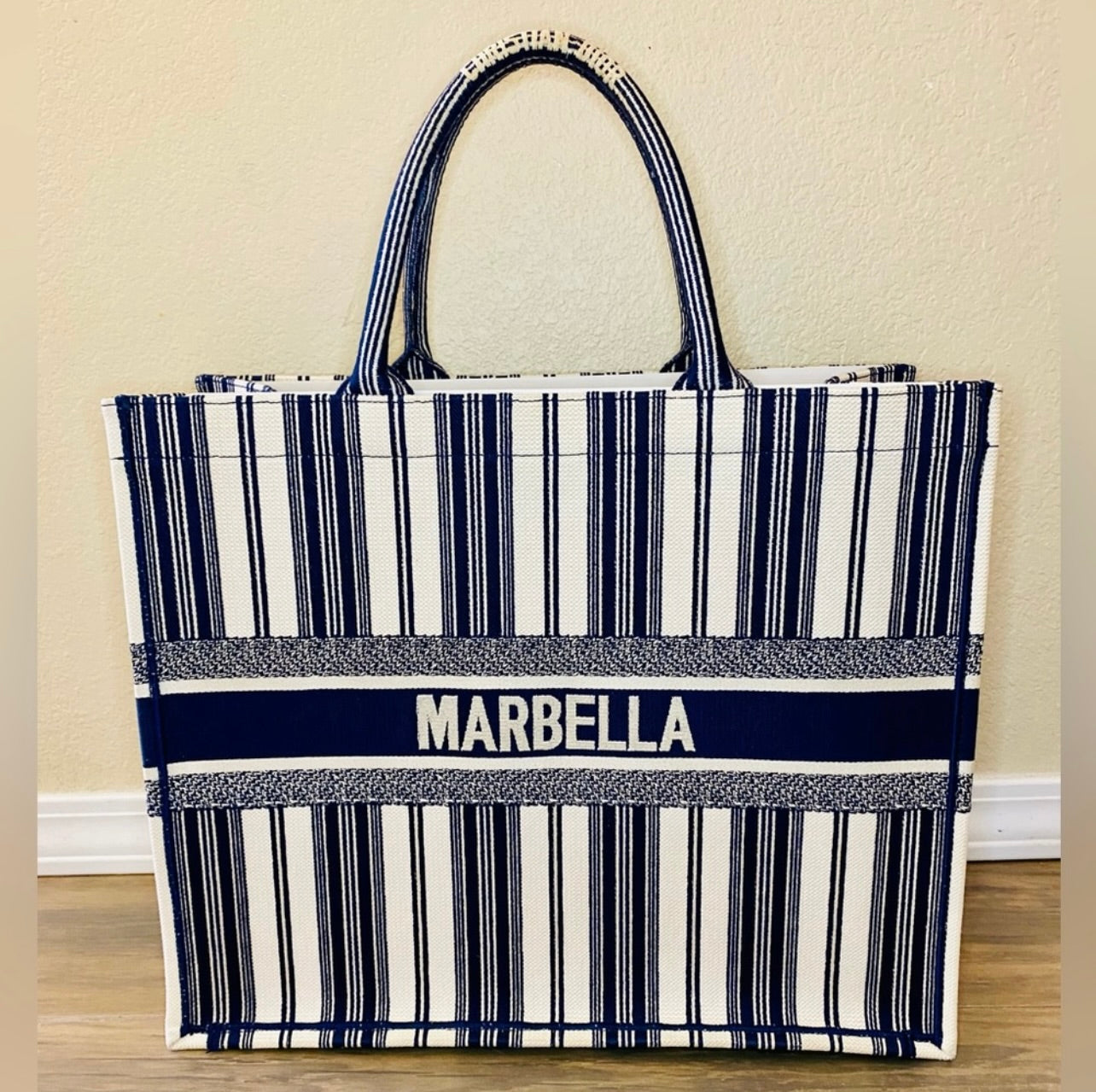 EUC Christian Dior Marbella 2019 Beach Collection Dioriviera Book Tote