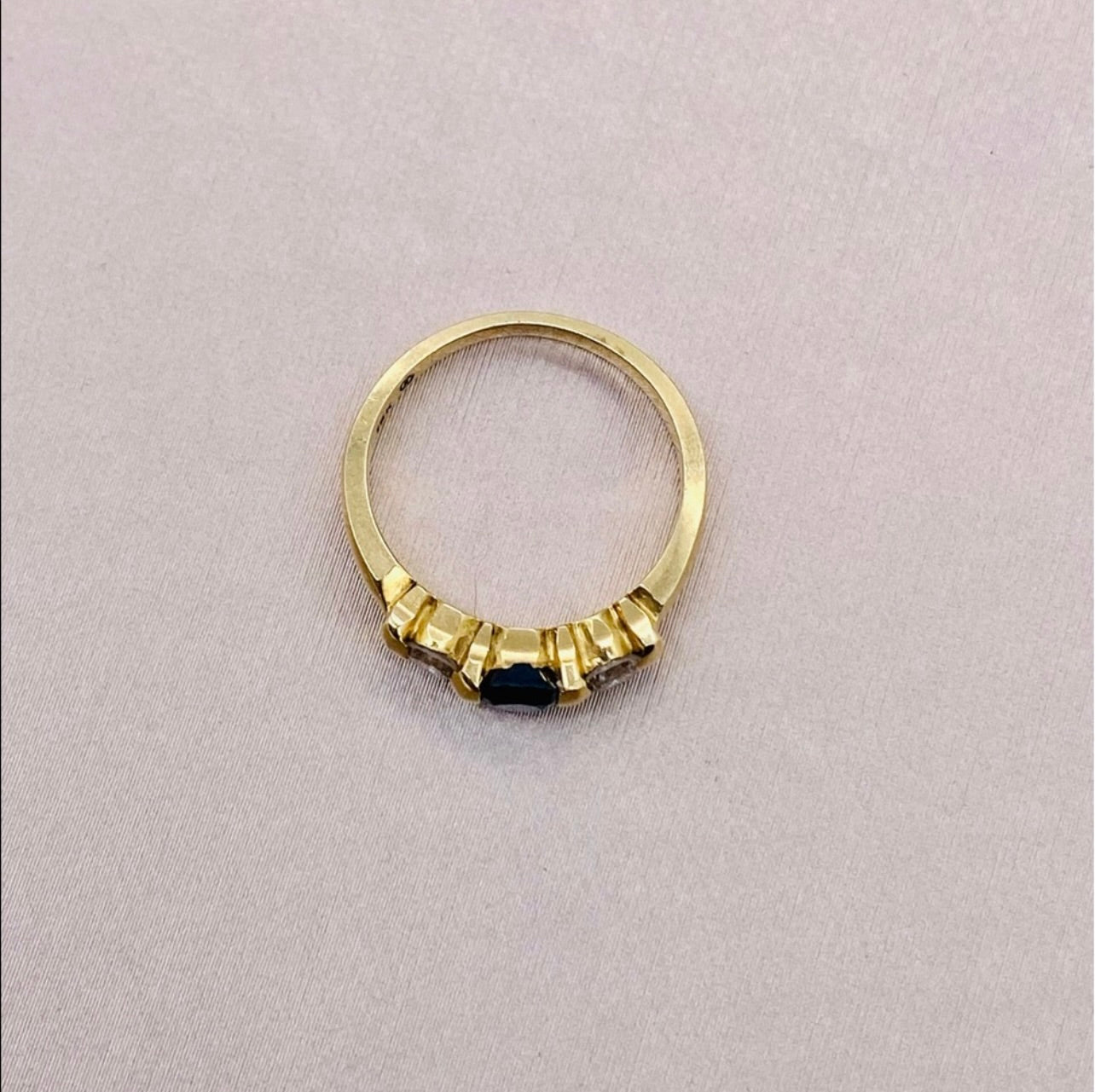 18k Yellow Gold Estate Bright Blue Sapphire & Diamond Ring