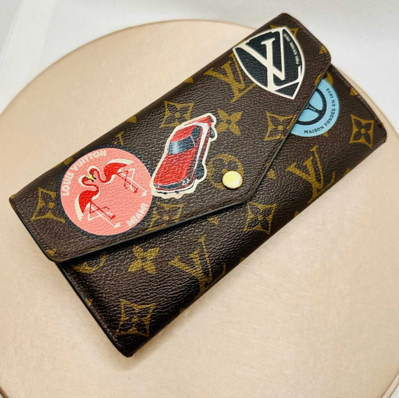Louis Vuitton Monogram Limited Edition World Tour Sarah Wallet