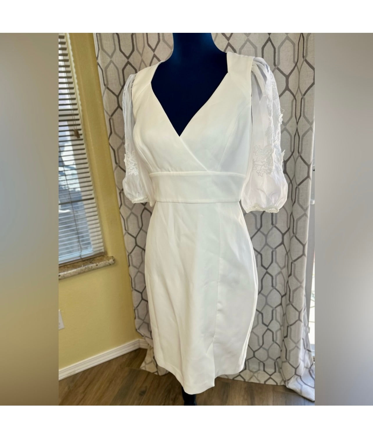 New BCBGMaxAzria Off White Embroidered Sleeve Evening Dress