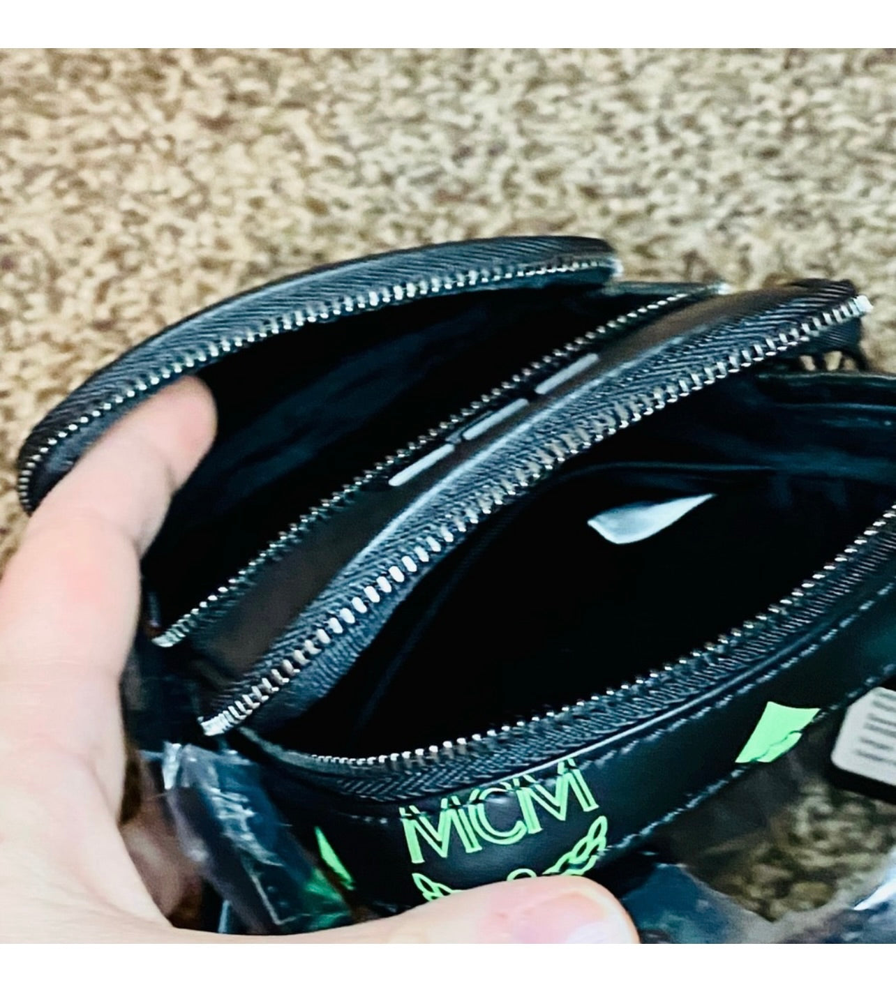 New Unisex MCM Black Leather Color Splash Logo Mini Crossbody Bag