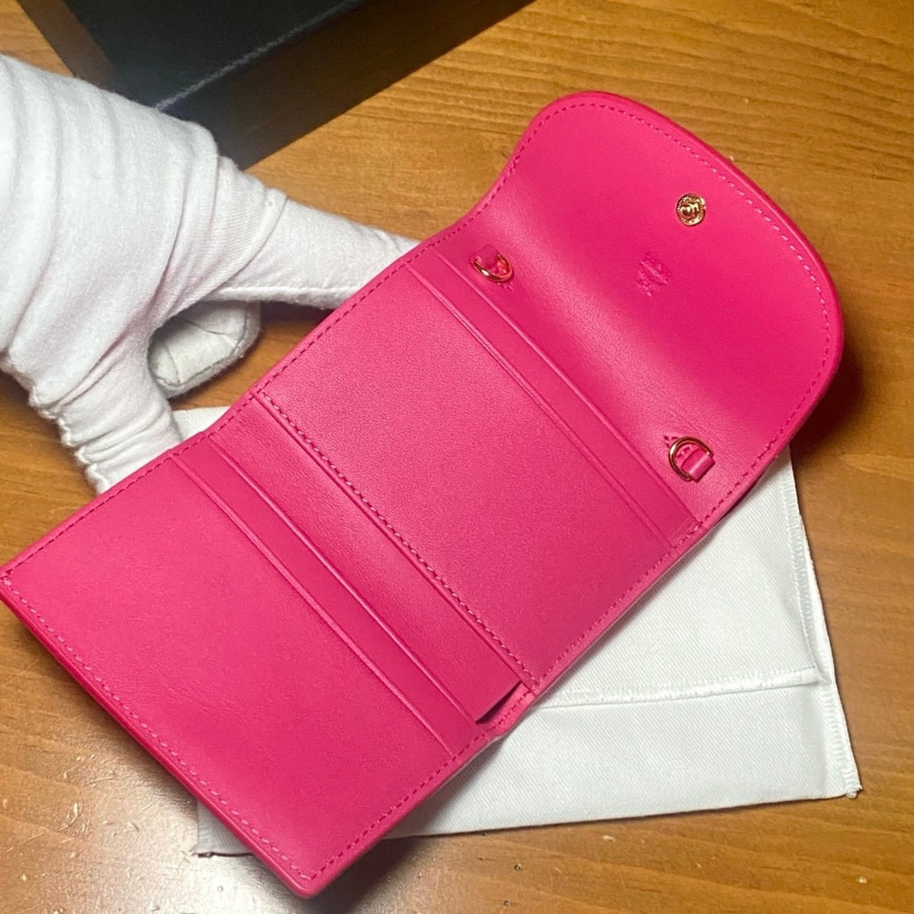 New MCM Beetroot Purple Nappa Leather Mode Travia Trifold Chain Wallet