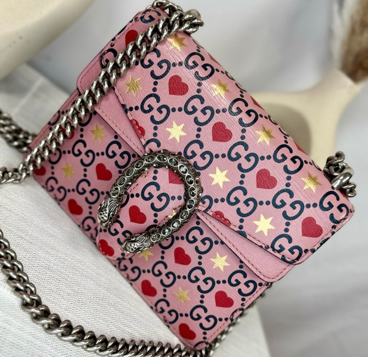 GUCCI Pink Calfskin Leather Valentine's Day Exclusive Dionysus Shoulder Bag