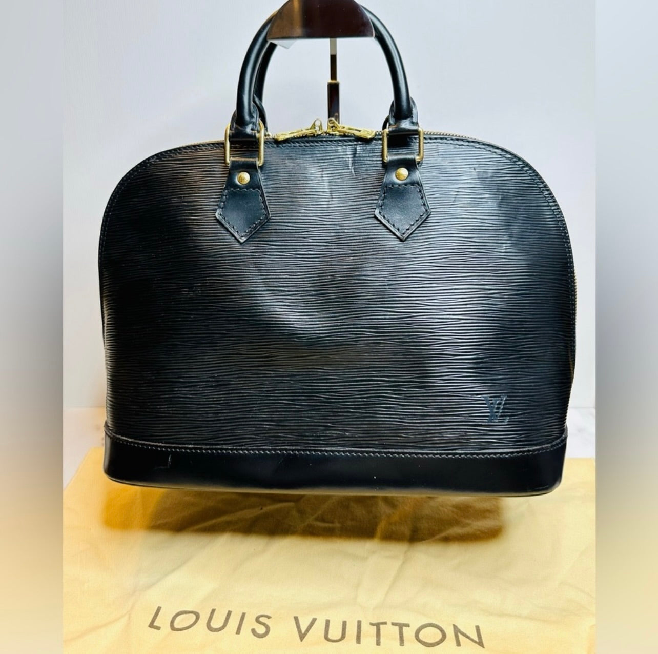 Vintage Louis Vuitton Black Epi Leather Alma PM Bag