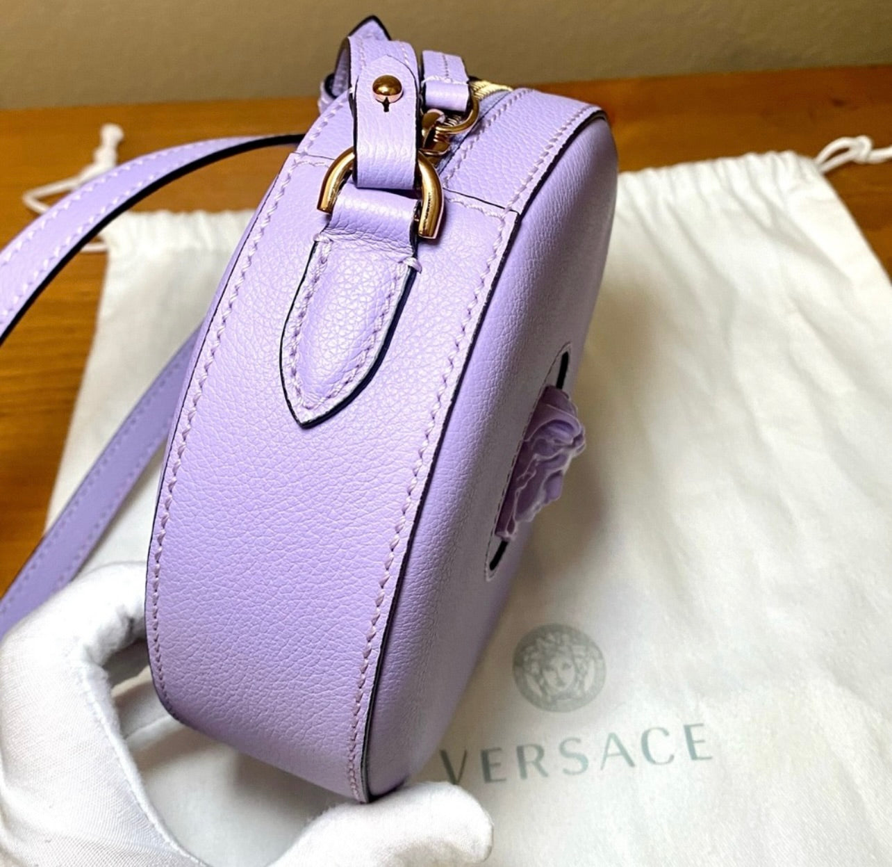New Versace La Medusa Lilac/Purple Leather Disco Round Crossbody Bag