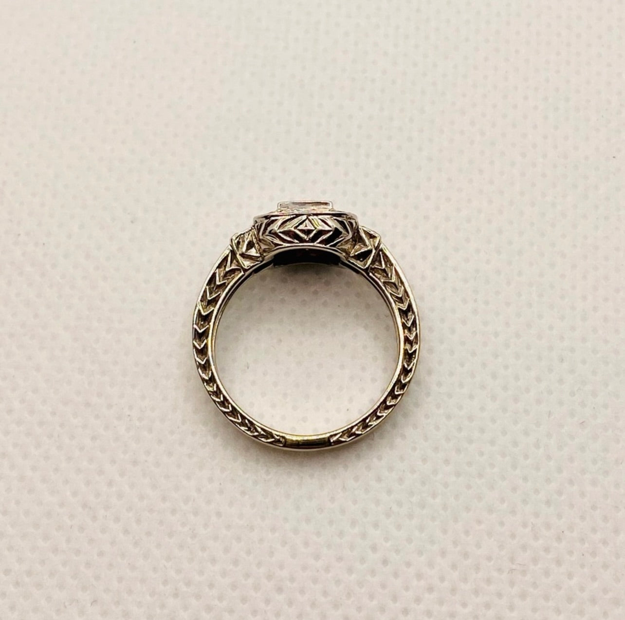18k White Gold Pink Sapphire & Diamond Ring
