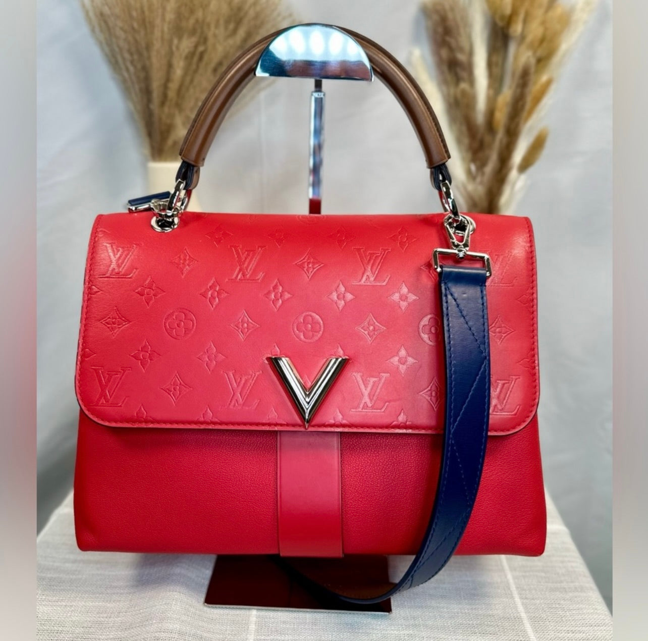 Louis Vuitton Rubis Monogram Leather Very One Handle Bag