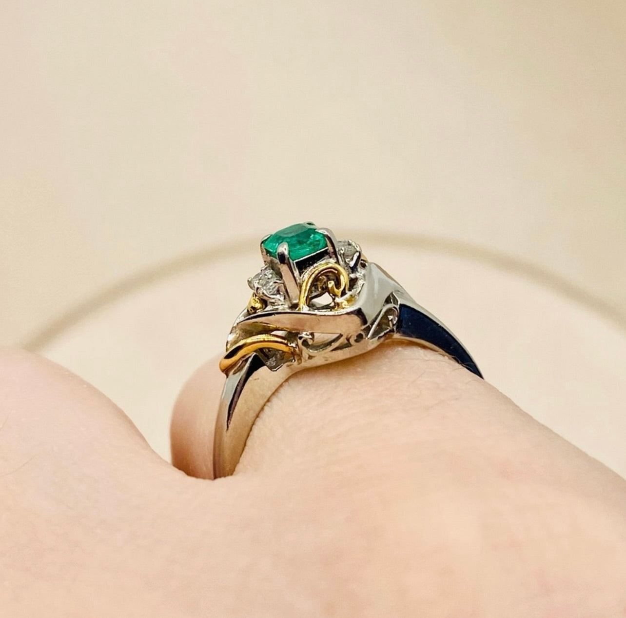 Estate Platinum Natural Emerald & Diamond Ring w/ 18k Yellow Gold Accents