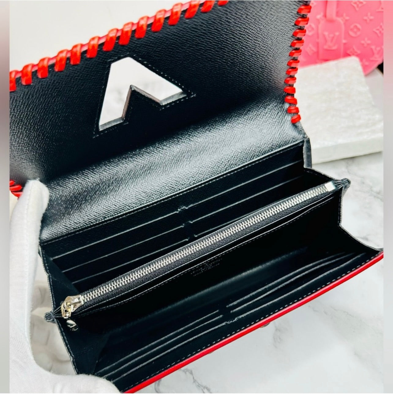 Louis Vuitton Black Epi Leather Portefeuille Floral Twist Long Wallet