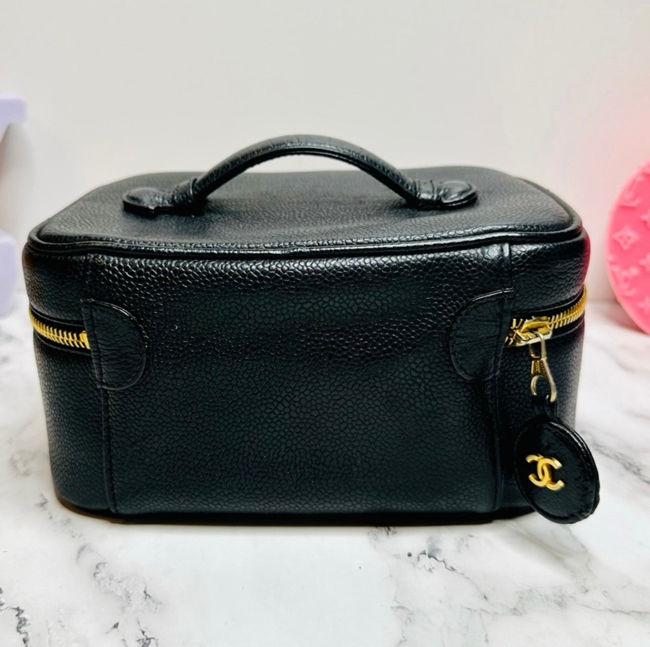 EUC Vintage CHANEL Black Caviar Leather CC Vanity Case Bag