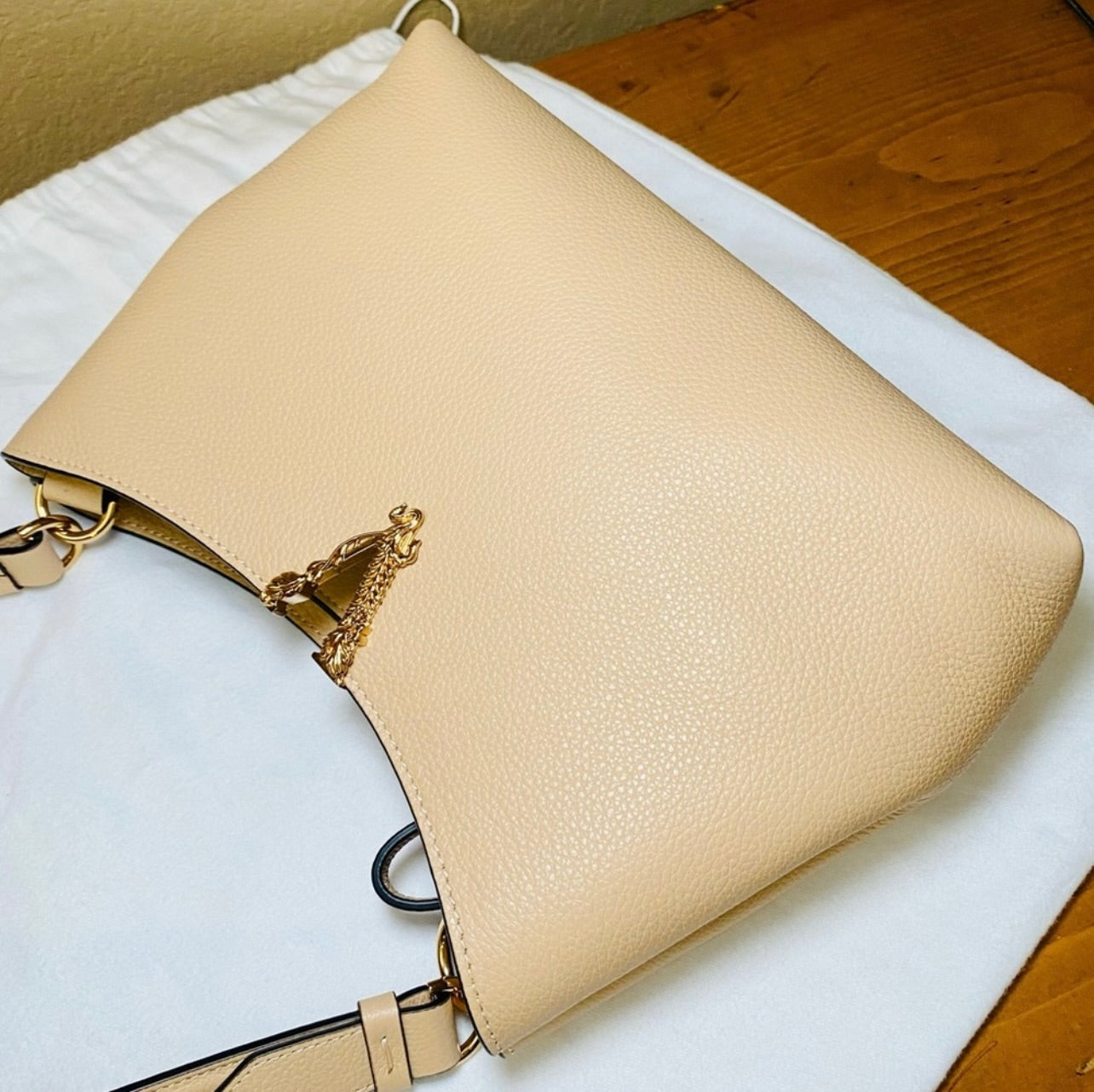 New VERSACE Vitello Virtus V Small Beige Grainy Calfskin Leather Shoulder Bag