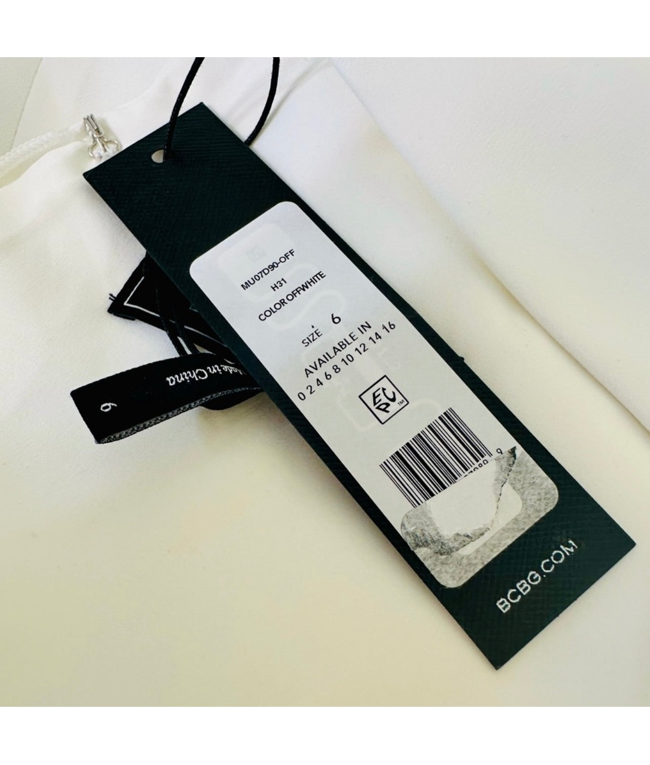 New BCBGMaxAzria Off White Embroidered Sleeve Evening Dress