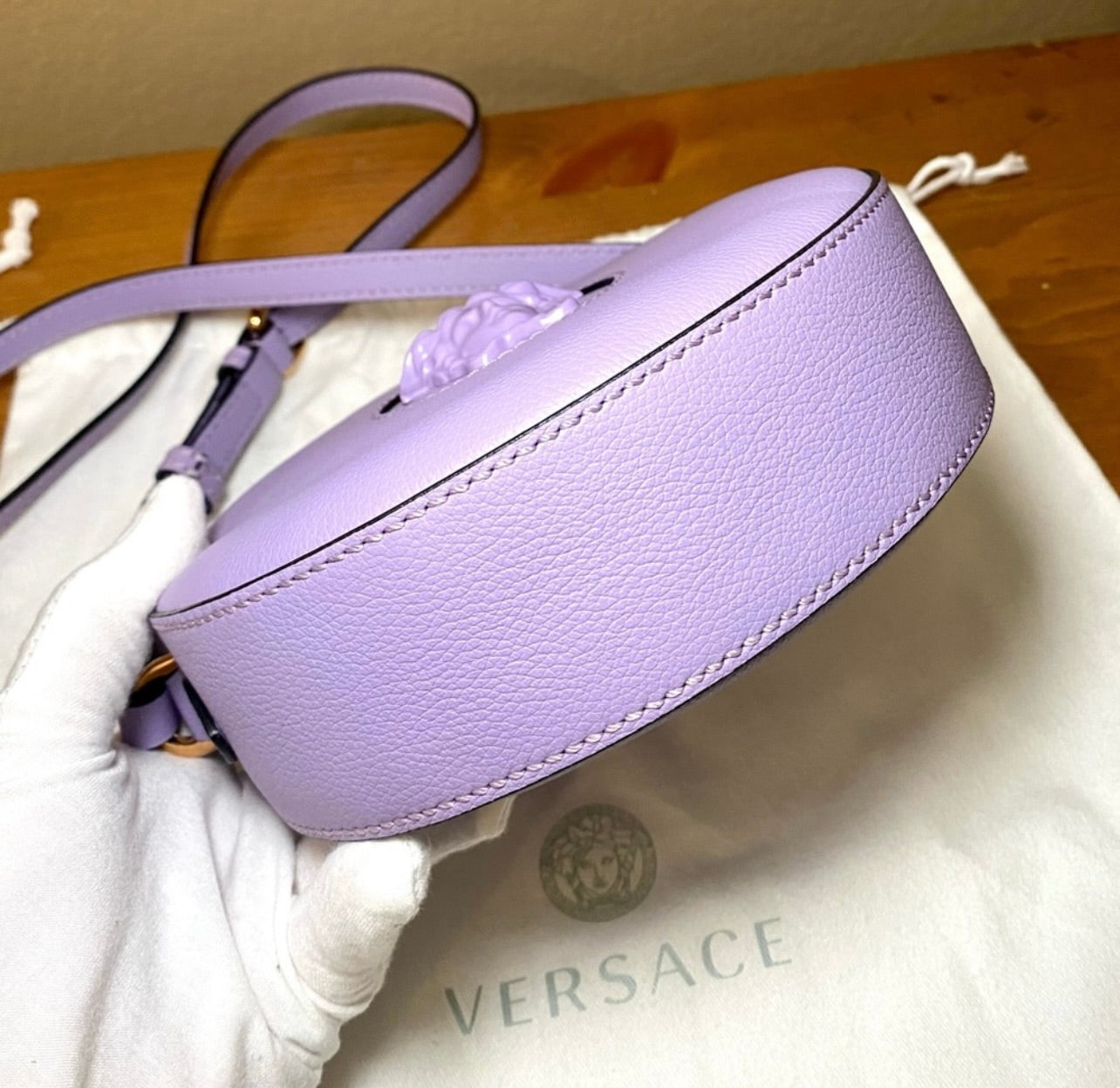 New Versace La Medusa Lilac/Purple Leather Disco Round Crossbody Bag