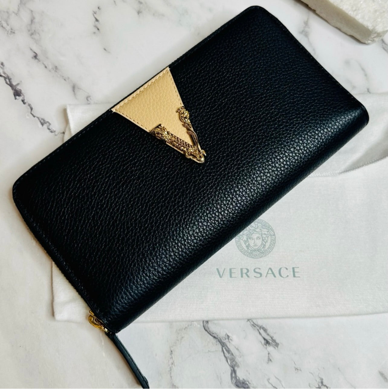 New Versace Two-Toned Black & Beige Grainy Calf Leather Virtus Continental Zip Around Wallet
